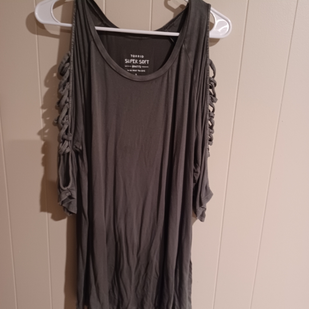 Torrid Green/Grey-ish shirt, size 2